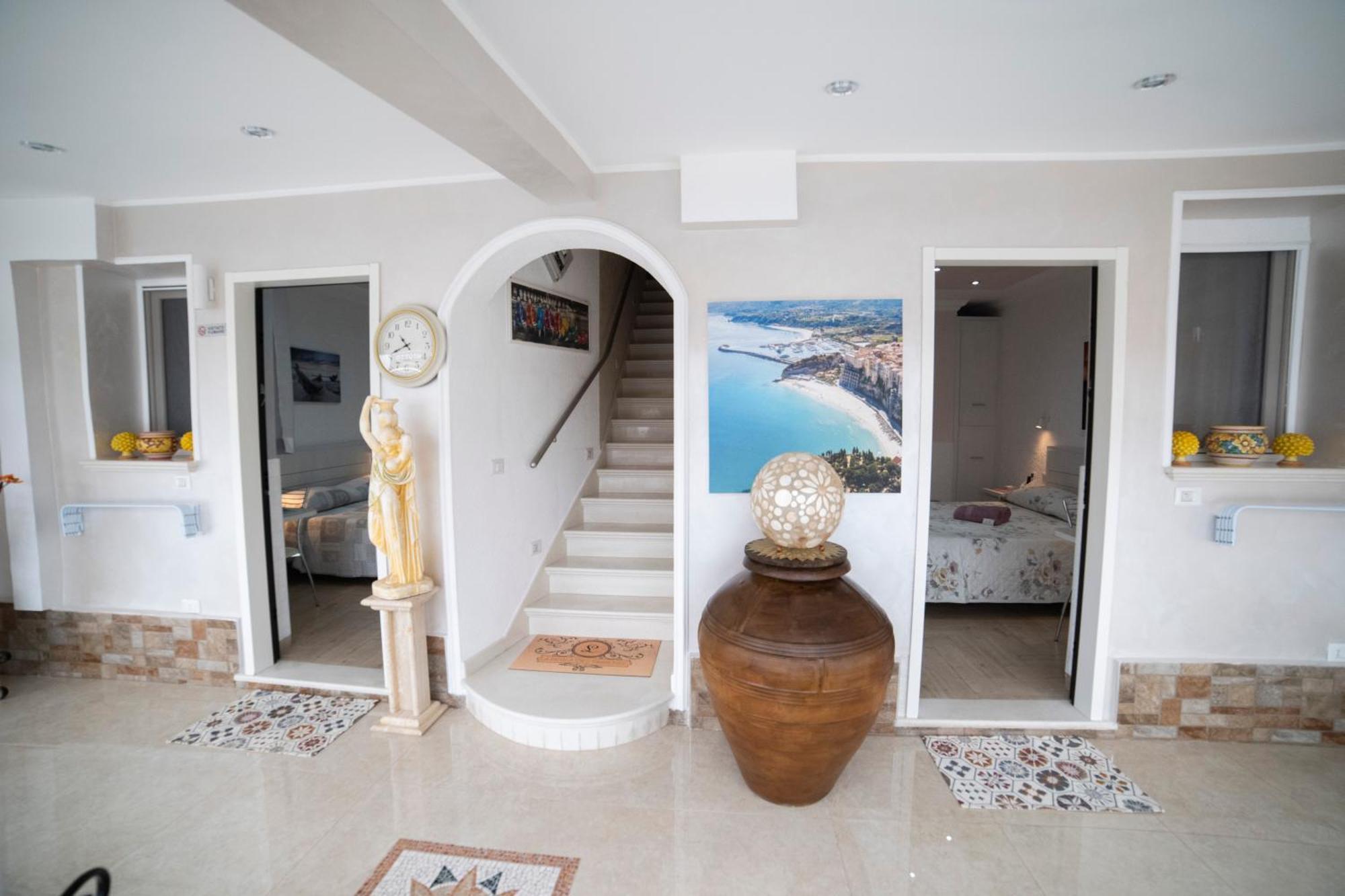 La Perla Del Tirreno Bed & Breakfast Tropea Eksteriør bilde