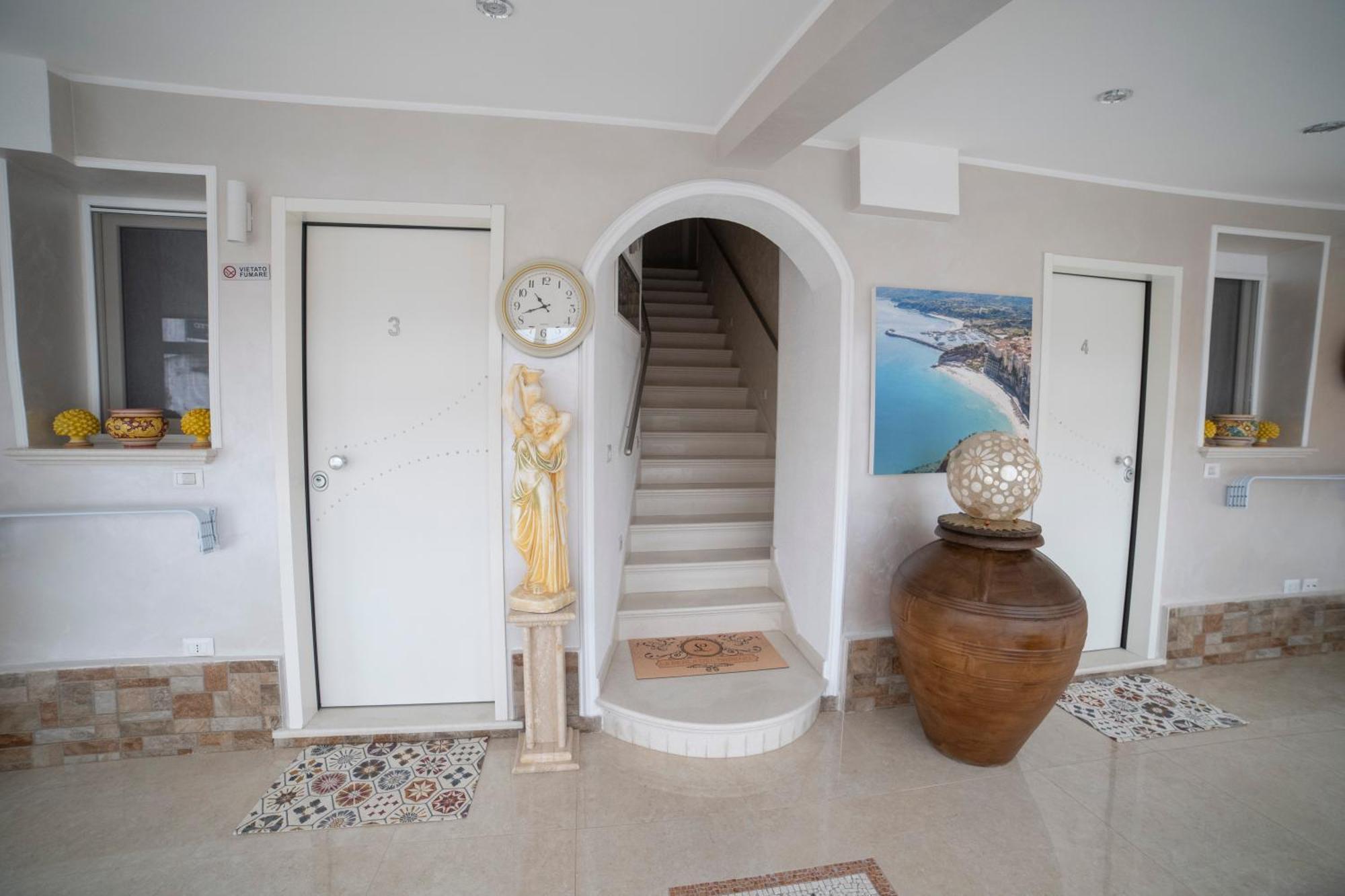 La Perla Del Tirreno Bed & Breakfast Tropea Eksteriør bilde
