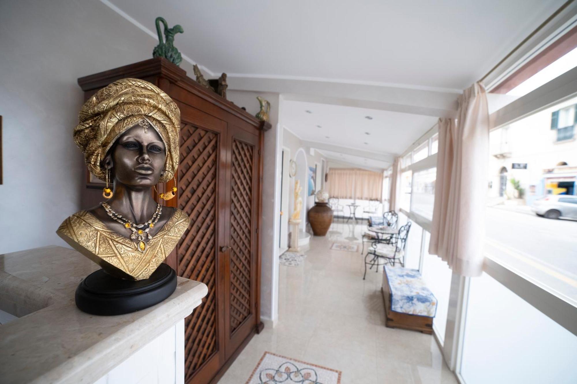 La Perla Del Tirreno Bed & Breakfast Tropea Eksteriør bilde